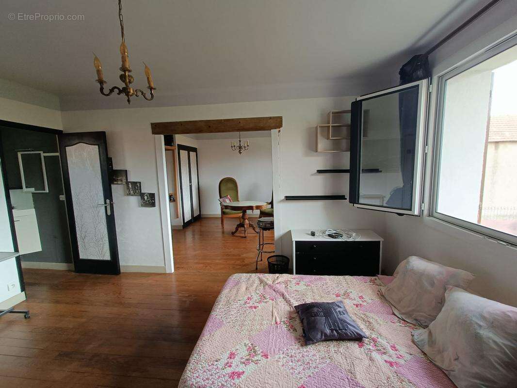 Maison à VIC-EN-BIGORRE