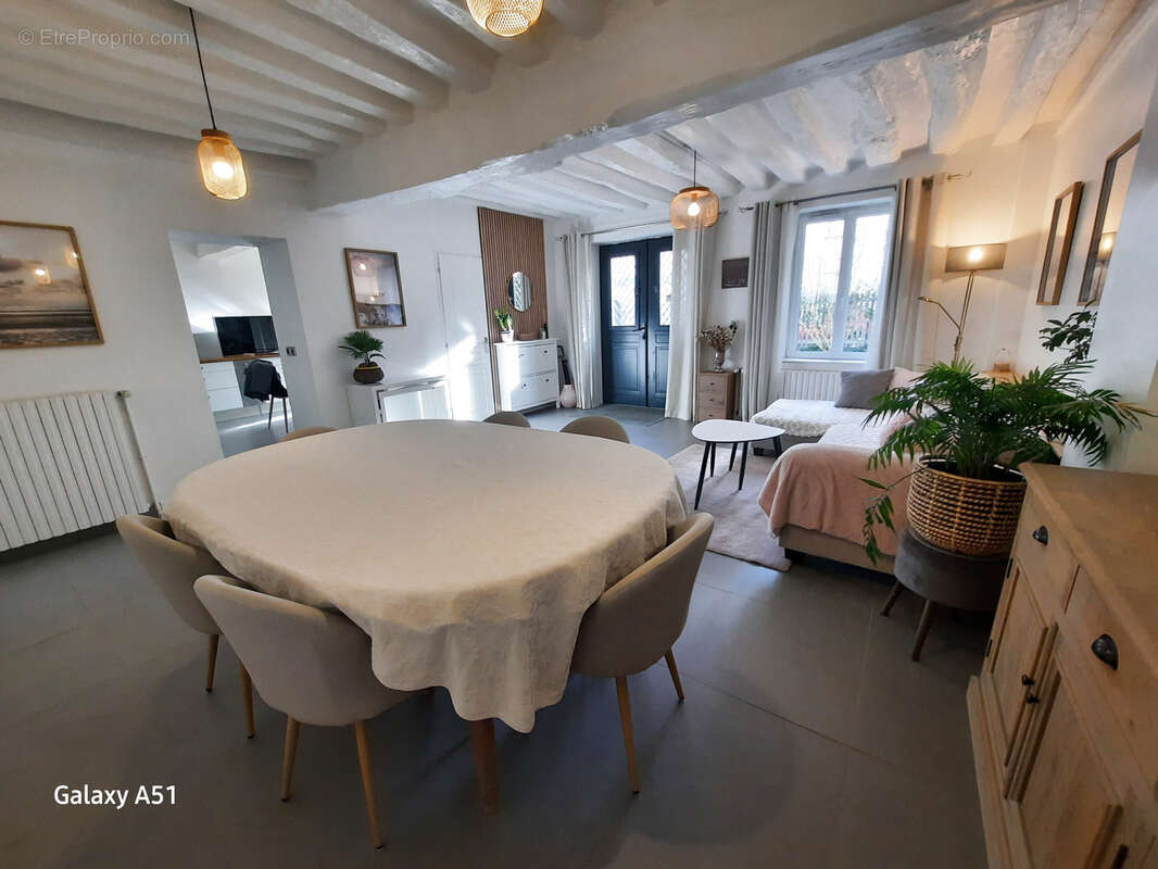 Maison à QUINCY-VOISINS