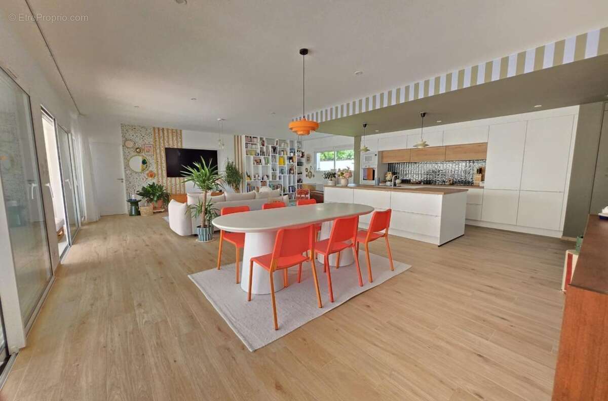 Maison de haut standing à vendre 8 pièces BOULAZAC (24) - photo 10