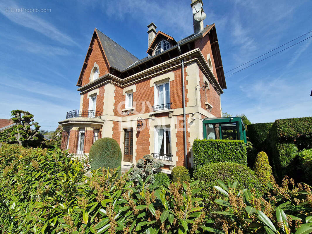 Maison 200 m² à Soissons  - photo 2