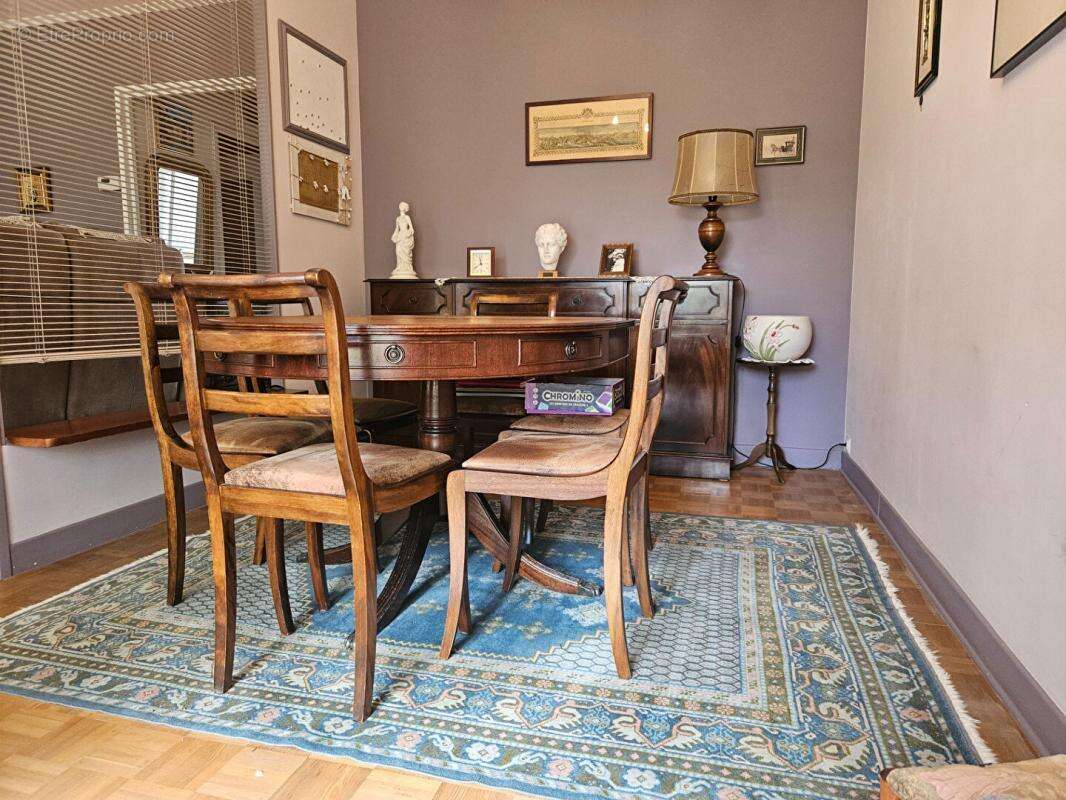 Appartement à DECINES-CHARPIEU