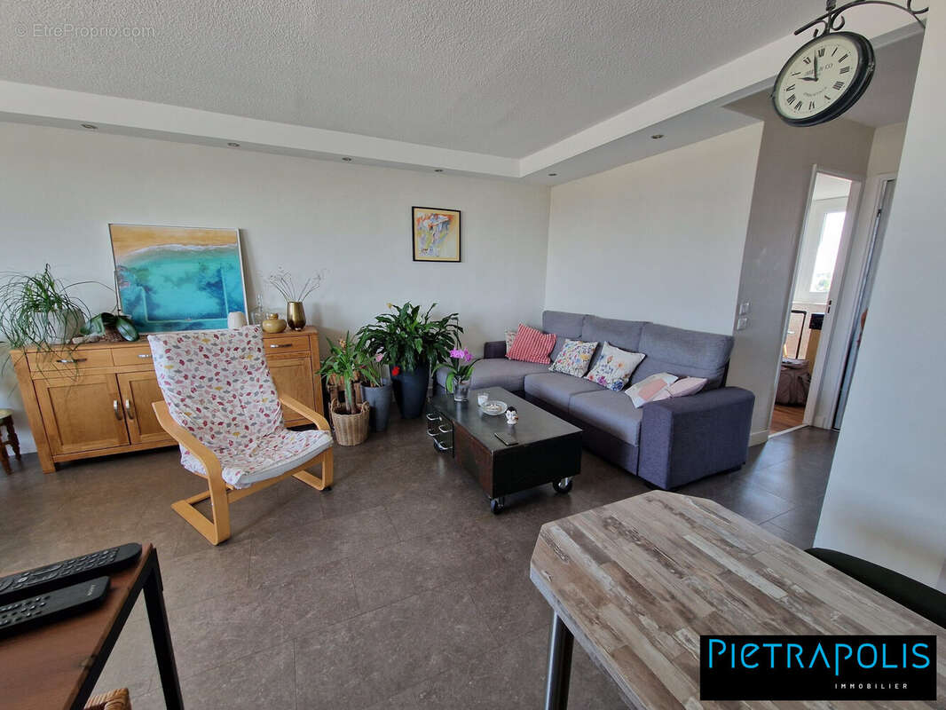 Appartement à BRON