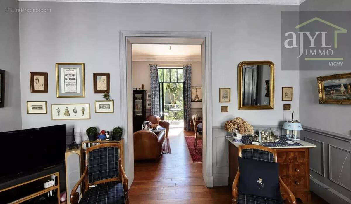 Maison à VICHY