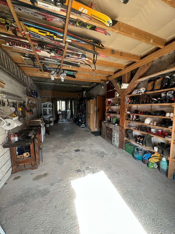 Appartement à MOUTHE