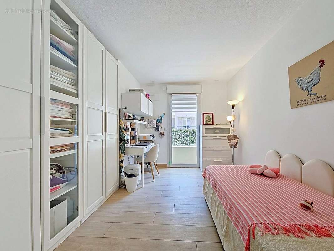 Cannes standing recent : grand 4 pieces de 104,36 m² avec grand garage fermé - photo 11
