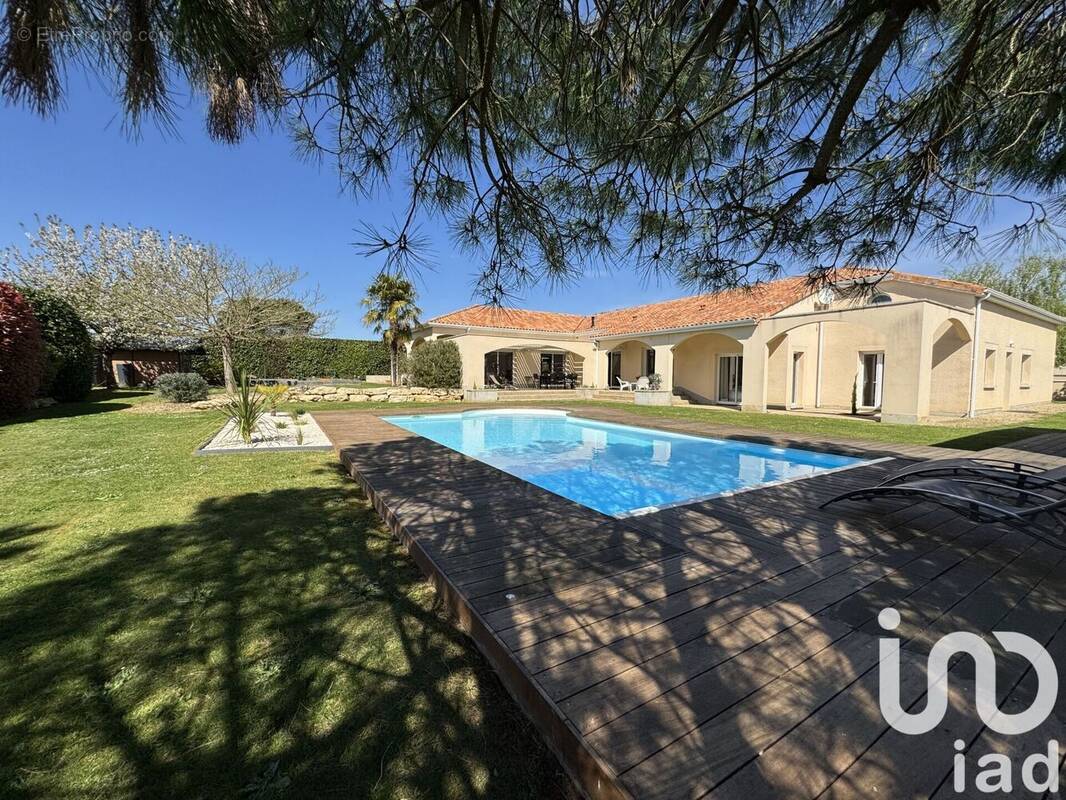 Photo 1 - Maison à BUXEROLLES