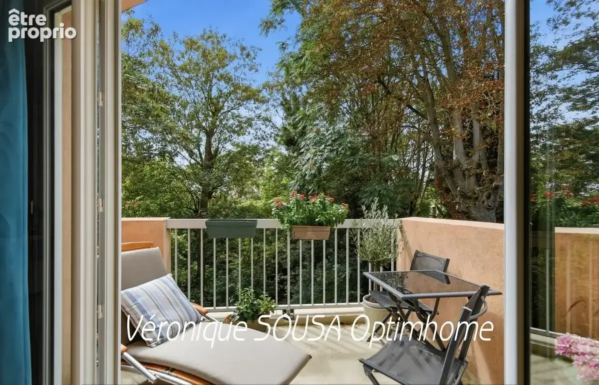 Appartement avec balcon dans un ecrin de verdure - photo 4