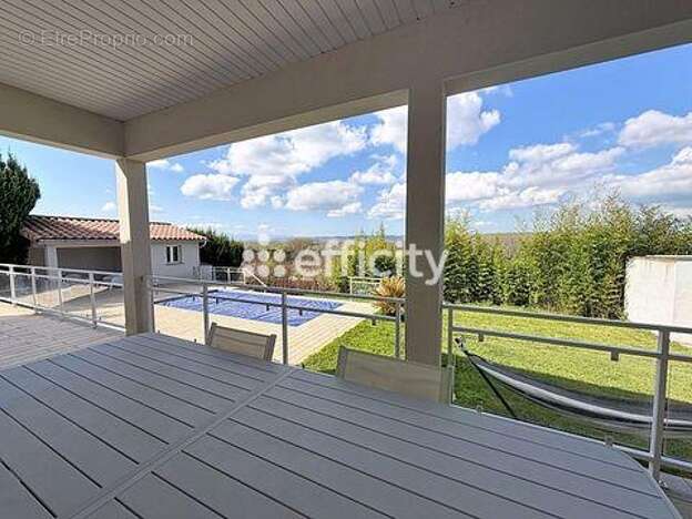 Maison 95 m² à Moras-En-Valloire  - photo 17