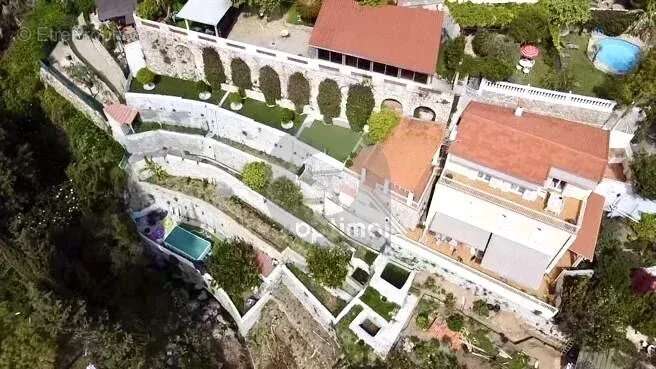 Appartement à ROQUEBRUNE-CAP-MARTIN