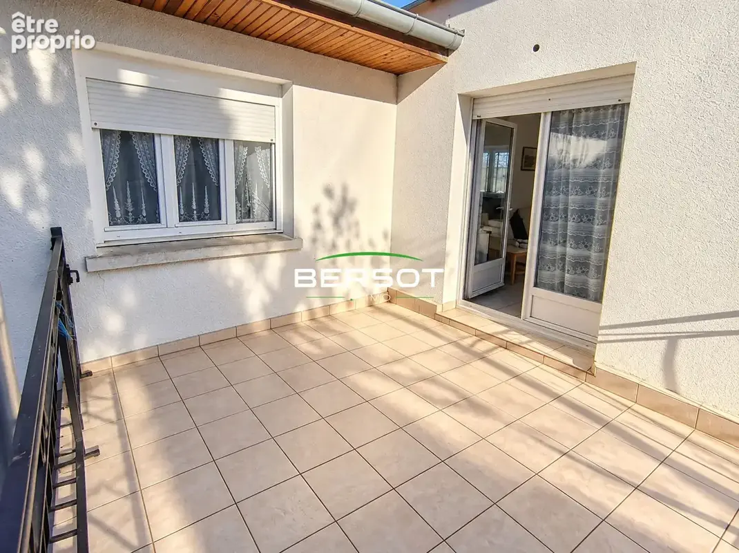 Maison 4 chambres sur sous-sol : fort potentiel ! - photo 9