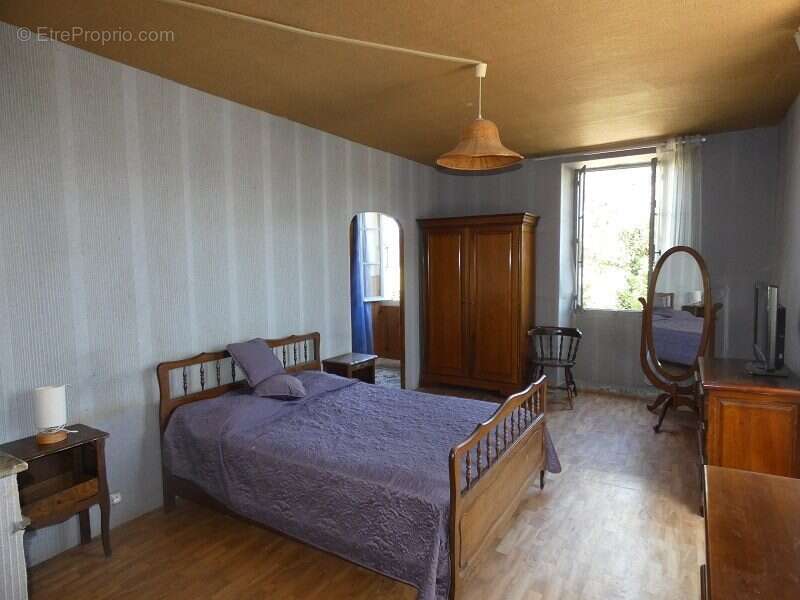 Maison 187 m² à Saint-Elix-Theux  - photo 8