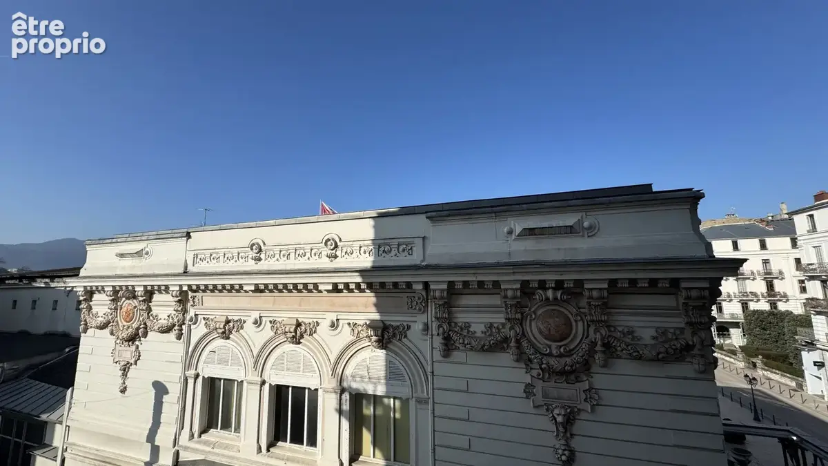 Grand Studio rénové avec cachet - balcon - hyper centre d'Aix les Bains - photo 11