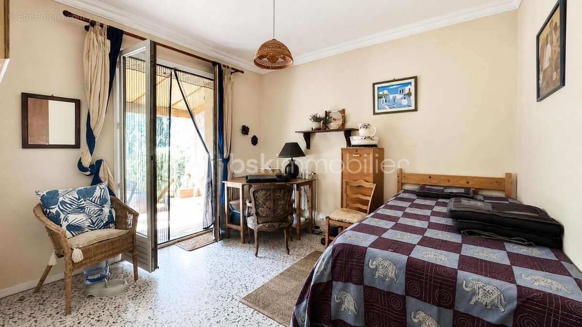 Achat Maison de 119m 4 chambres avec jardin arboré de 1390m²  La Celle (83170) - photo 11
