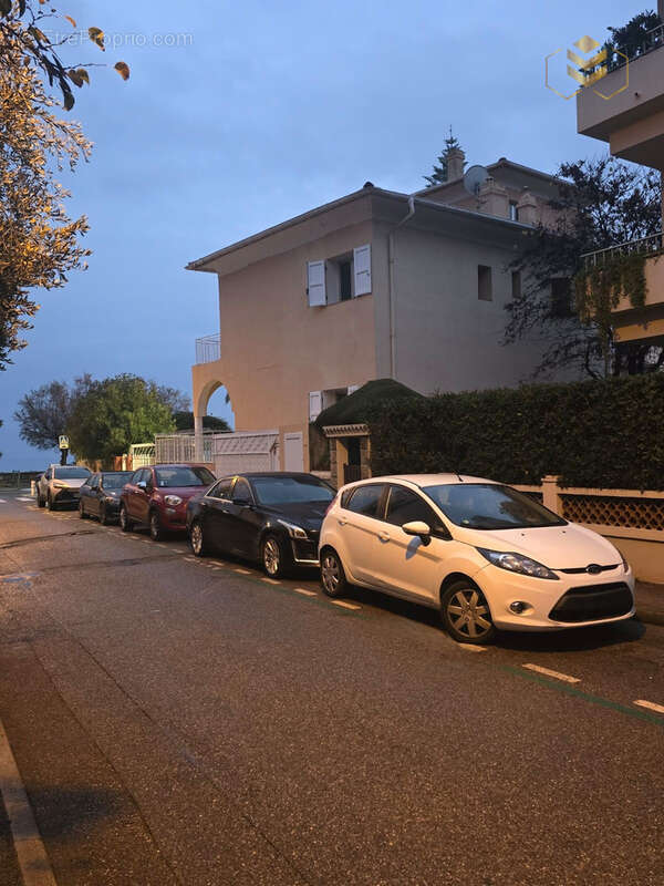 Appartement à ROQUEBRUNE-CAP-MARTIN