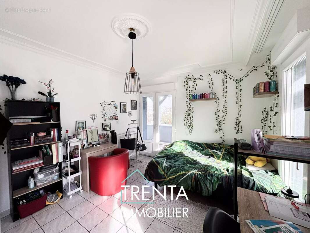 Appartement à SAINT-JEAN-DE-MOIRANS