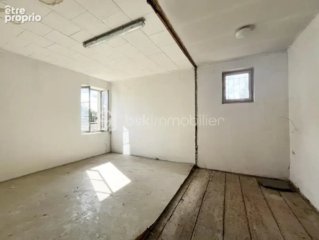 Maison ancienne à rénover – 200m² habitables sur 1 280m² de terrain - photo 3