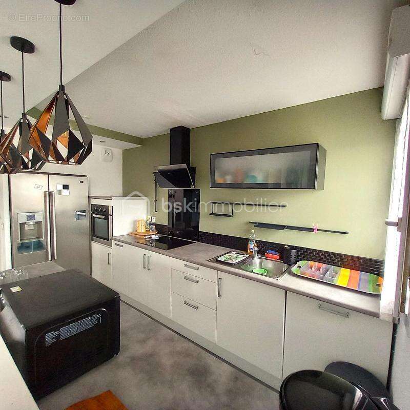 Appartement à LATTES
