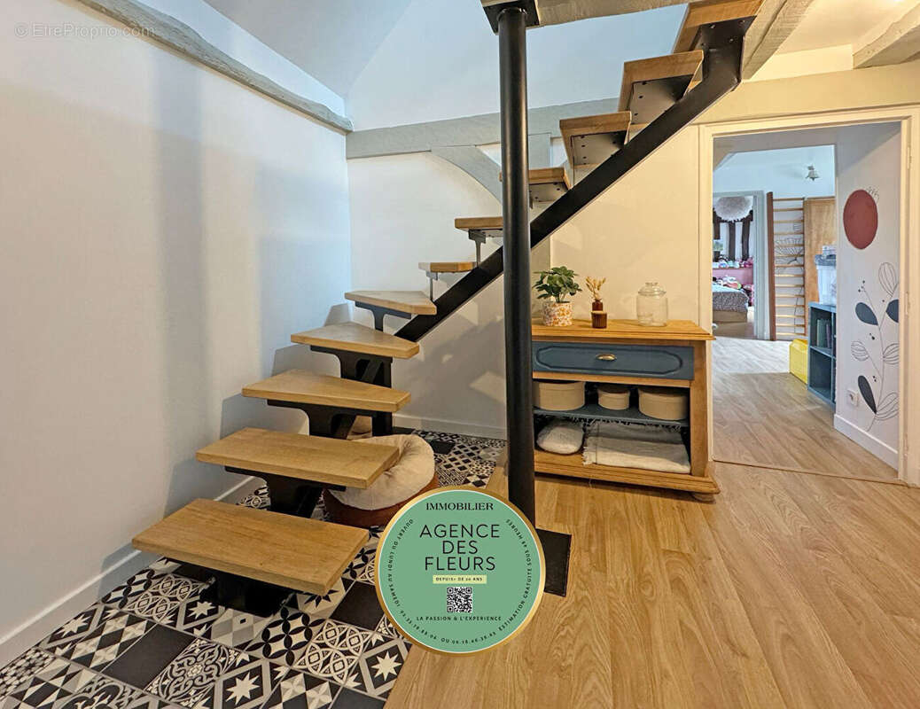 Maison à TOURVILLE-LA-RIVIERE