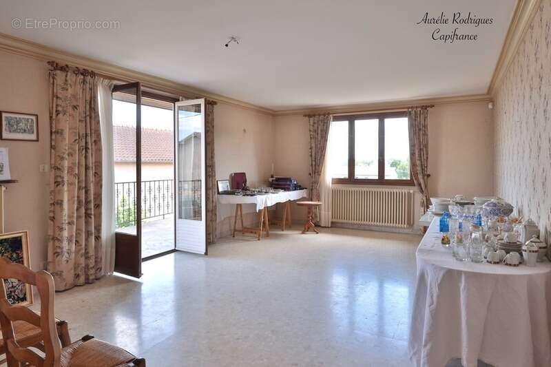 Maison à vendre 6 pièces MANZIAT (01) - photo 3