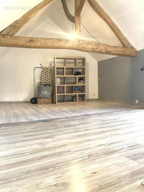 Maison à DOMFRONT-EN-CHAMPAGNE