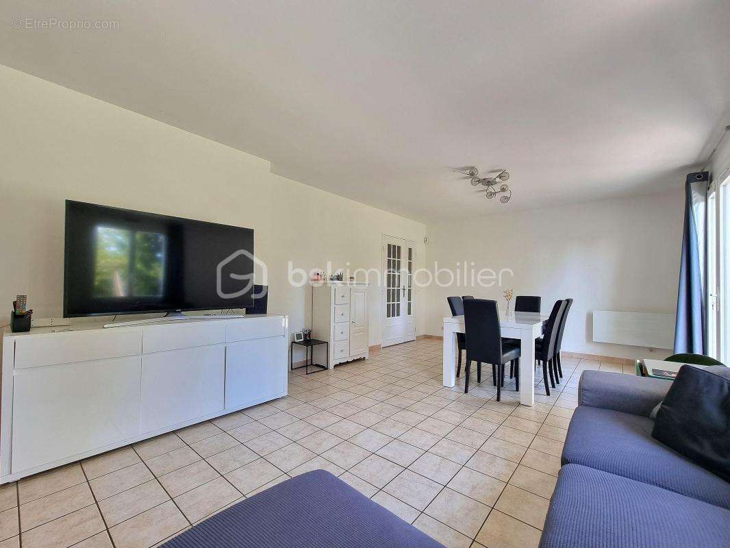 Maison à CHAUMES-EN-BRIE