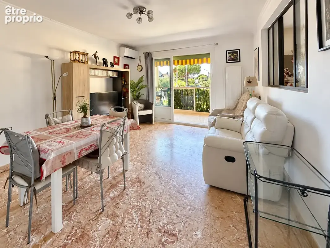 Les Lônes - T4 traversant de 78 m2 - Balcon Ouest - Stationnement privatif - photo 3