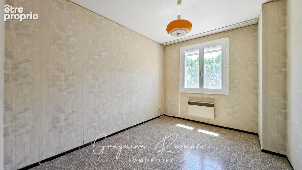 Appartement Port Saint Louis Du Rhone 4 pièce(s) 61 m2 - photo 9