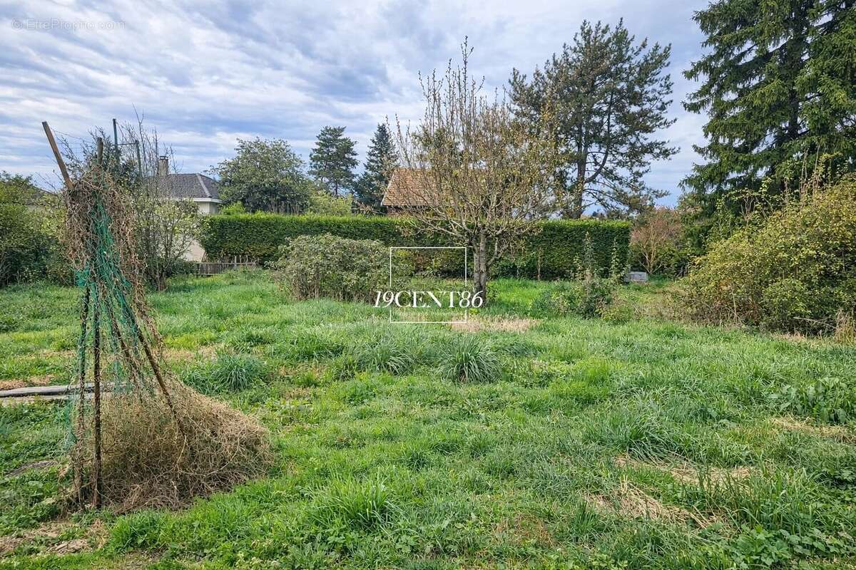 Appartement à FLEURIEU-SUR-SAONE