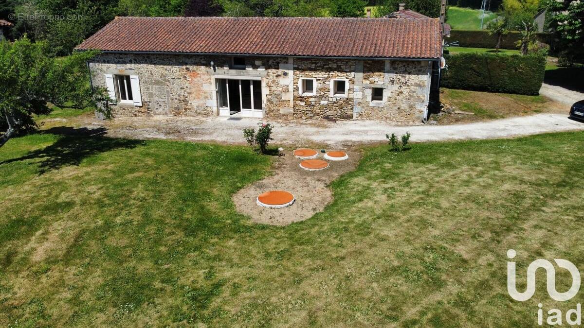 Photo 1 - Maison à ROUZEDE