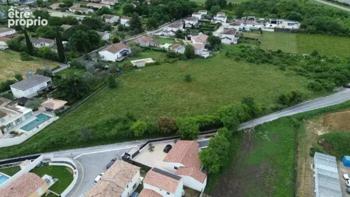 Terrain à LA CALMETTE