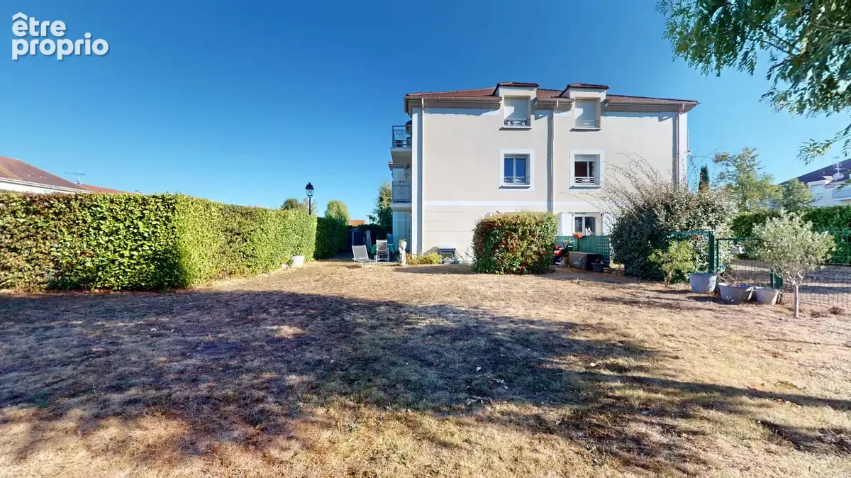 Bel appartement t3 et jardin +250m2 - photo 15
