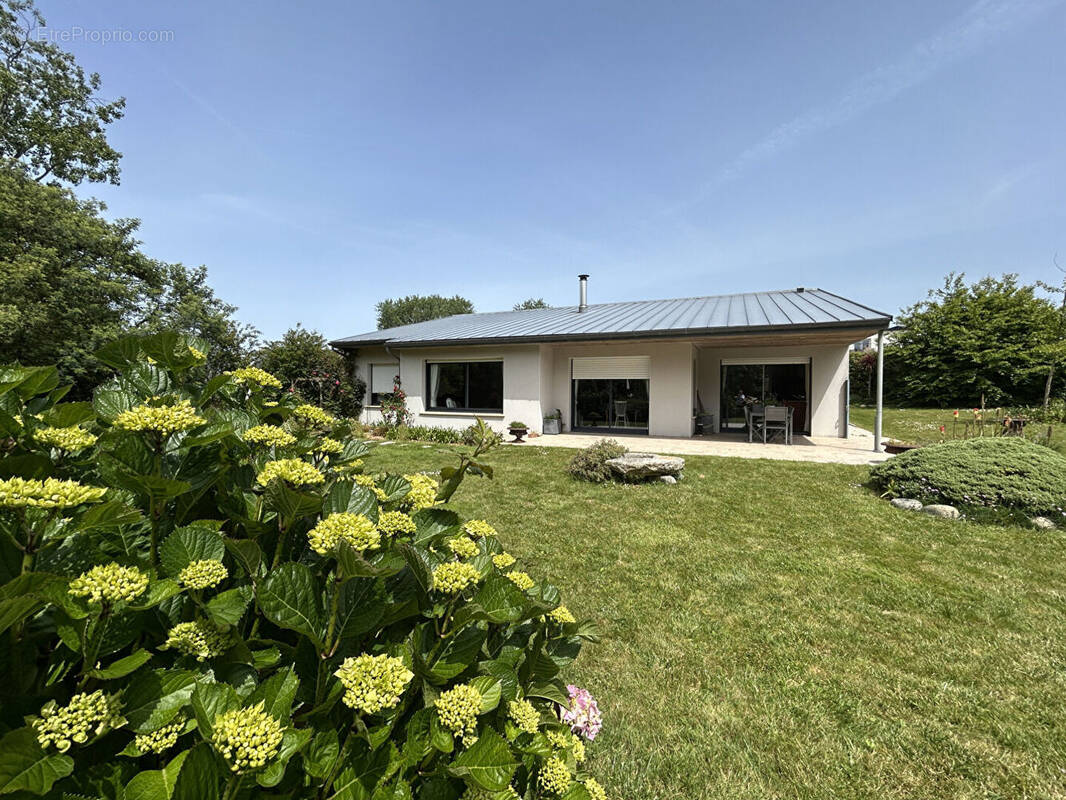 Maison à PLOUDALMEZEAU
