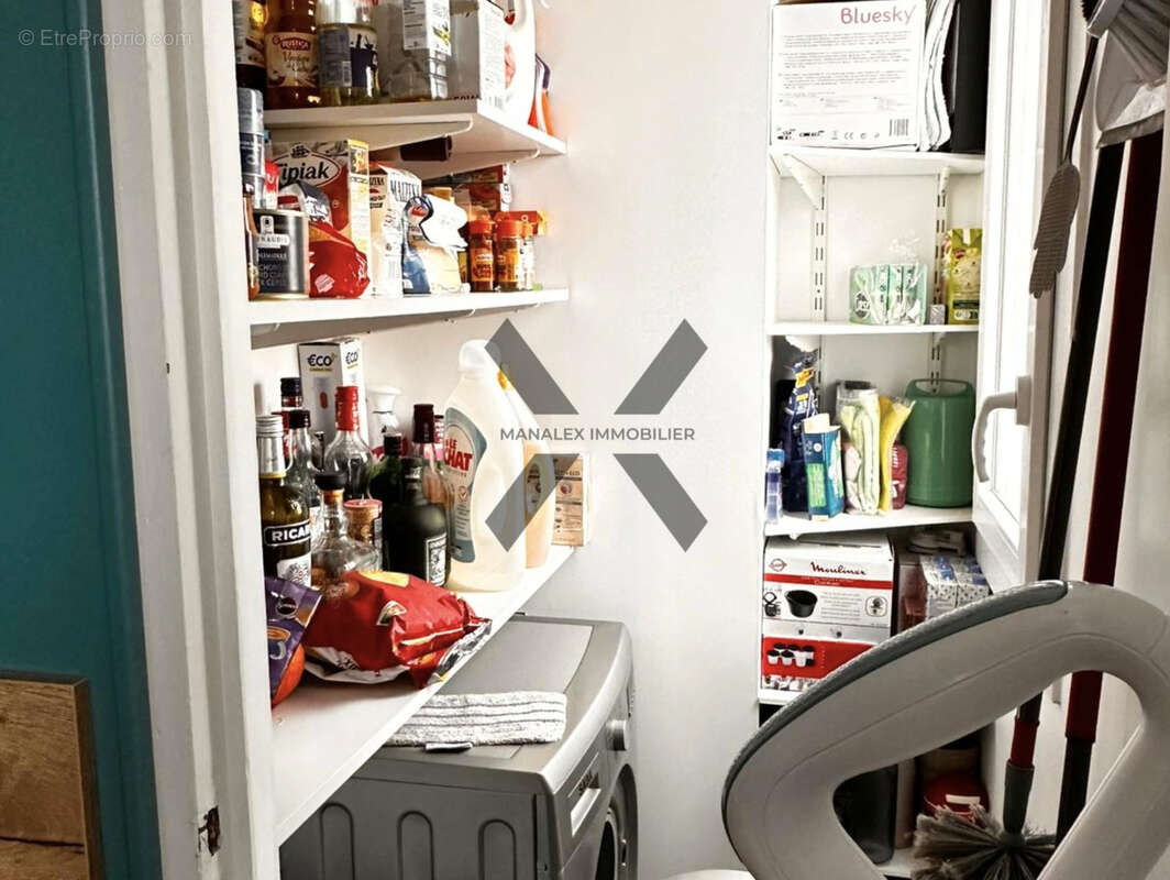 Appartement à LE COTEAU