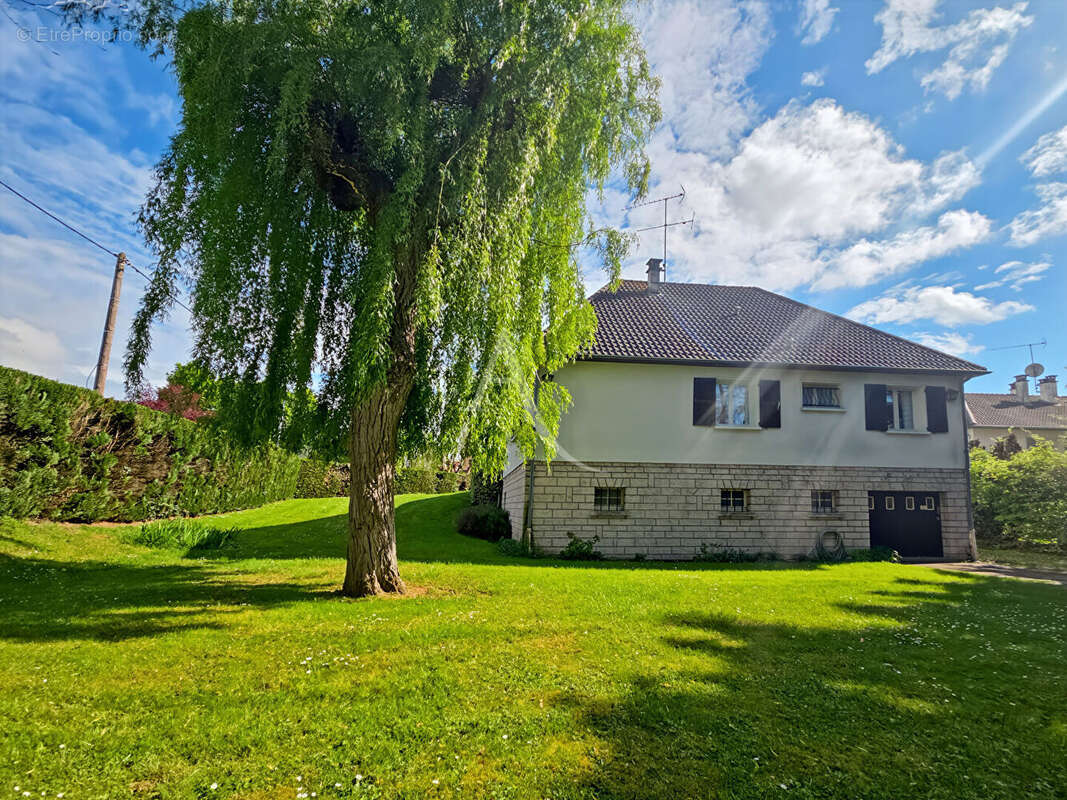 Maison à MEULAN