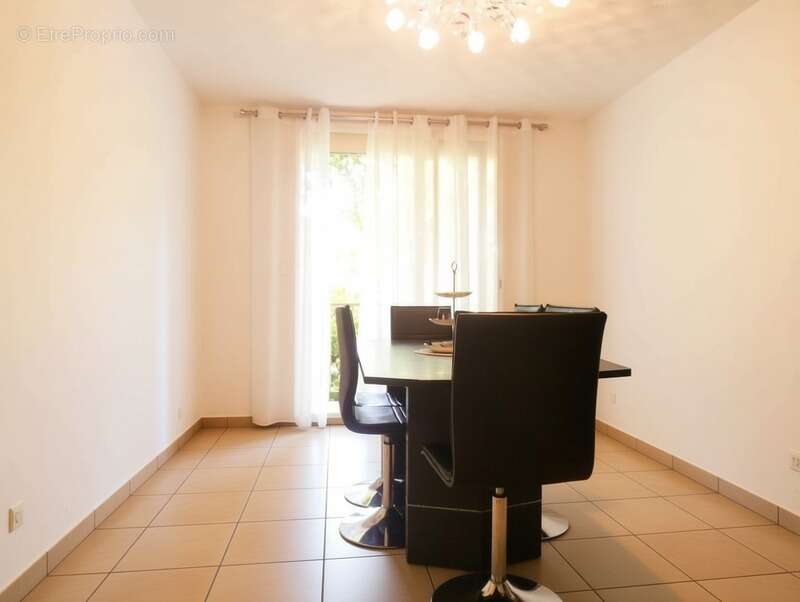 Appartement à MARSEILLE-10E