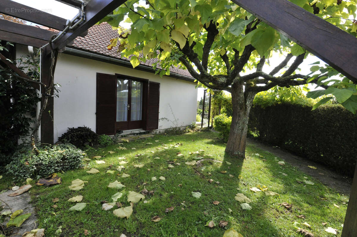 Maison à SAINT-PRIEST-SOUS-AIXE