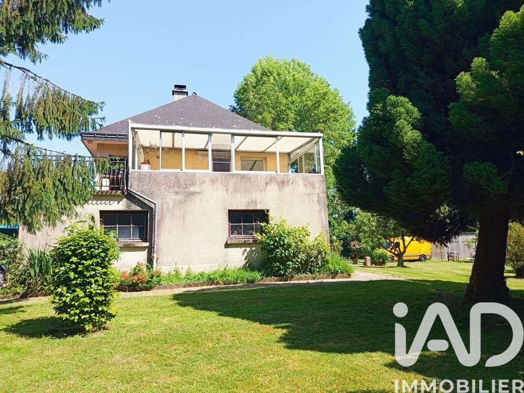 Maison 139 m² à Saint-Gondran  - photo 2