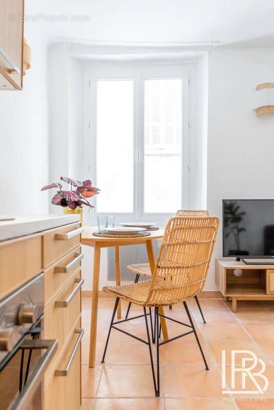 Appartement à MARSEILLE-2E