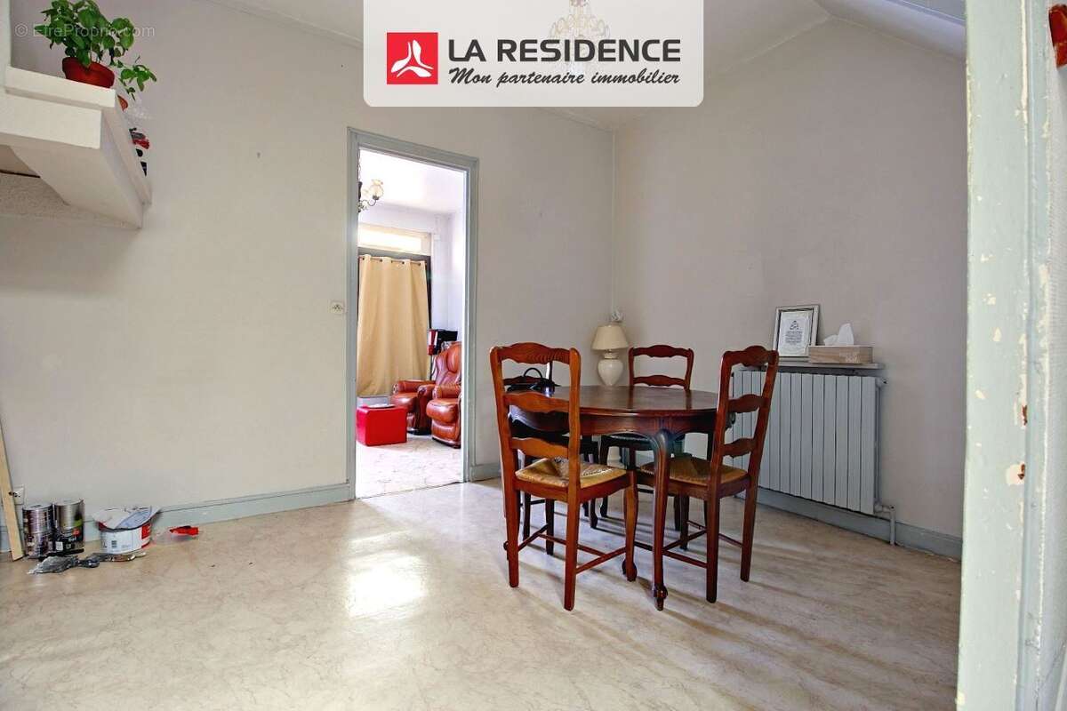 Maison à SAINT-ETIENNE-DU-ROUVRAY