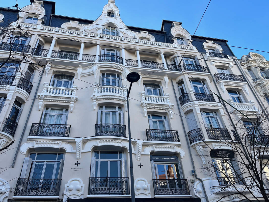 Appartement à SAINT-ETIENNE