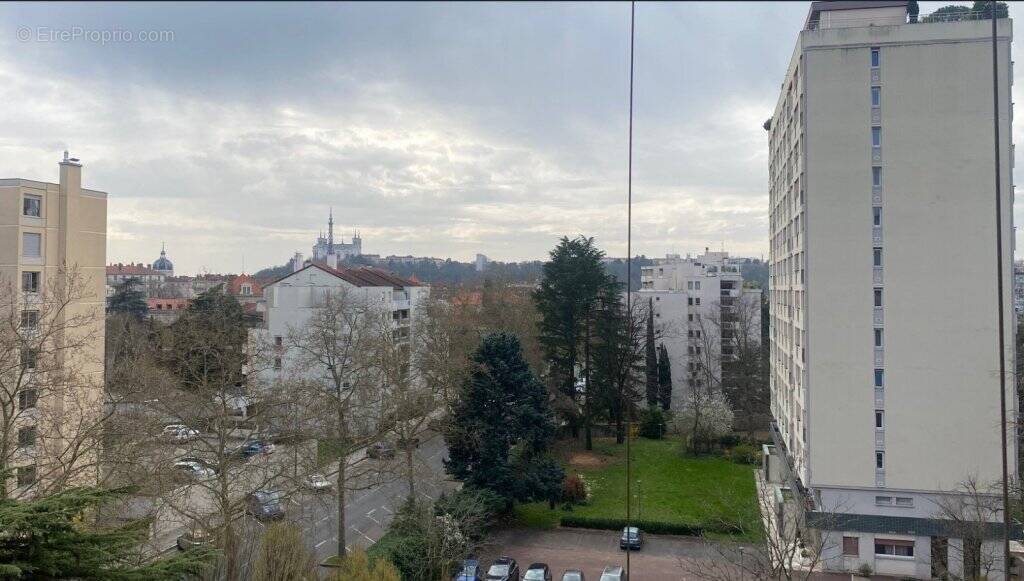 Appartement à LYON-4E