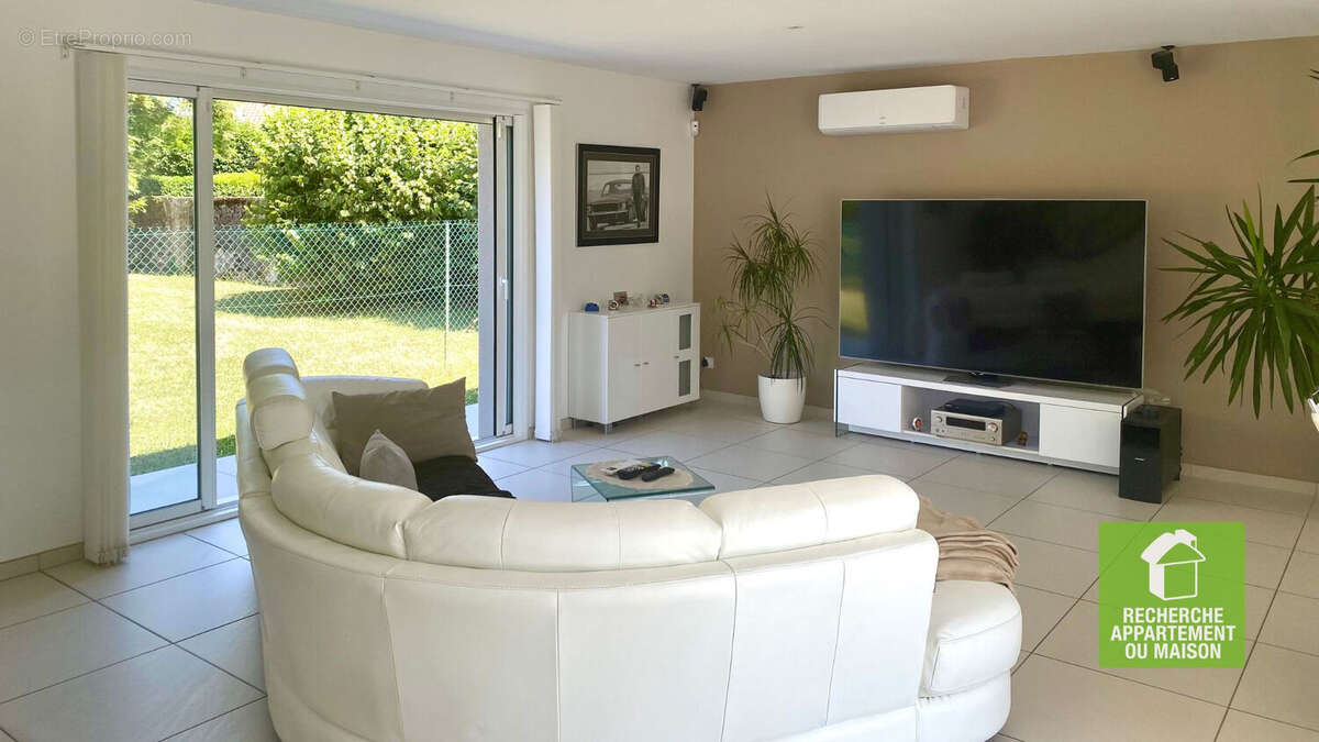 Maison à MONTALIEU-VERCIEU