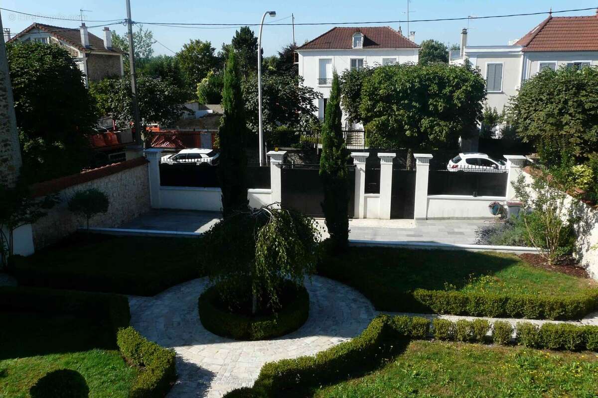 Maison à VILLEMOMBLE