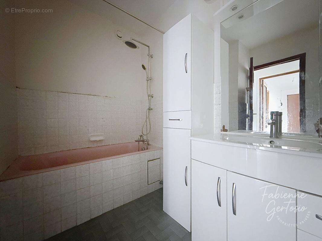 Appartement à HYERES