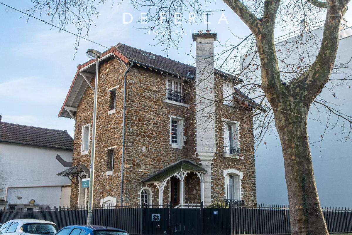 Maison à AULNAY-SOUS-BOIS