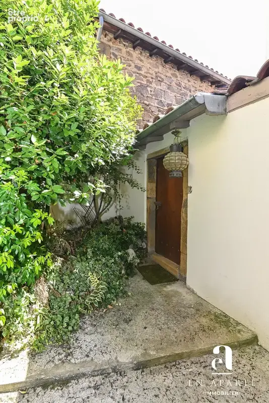La Tour de Salvagny - Maison de caractère calme, lumineuse et parfaitement située - photo 31