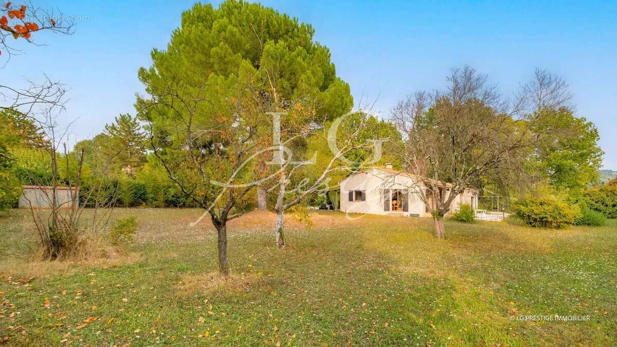 Maison à CALLIAN