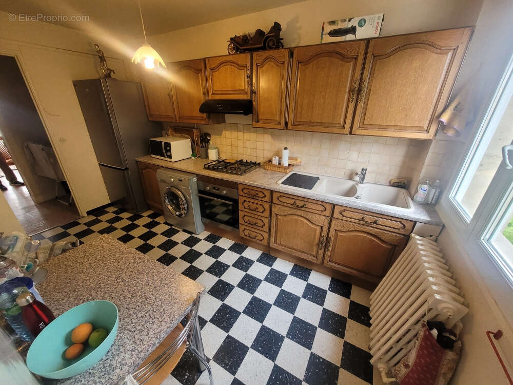 VILLERS LE BEL - Appartement F3 proche centre ville - photo 2