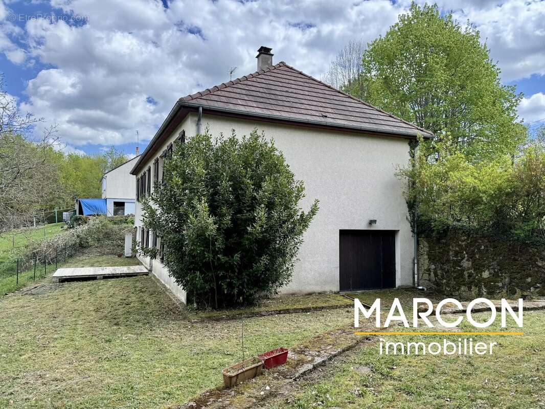 Maison à SAINTE-FEYRE