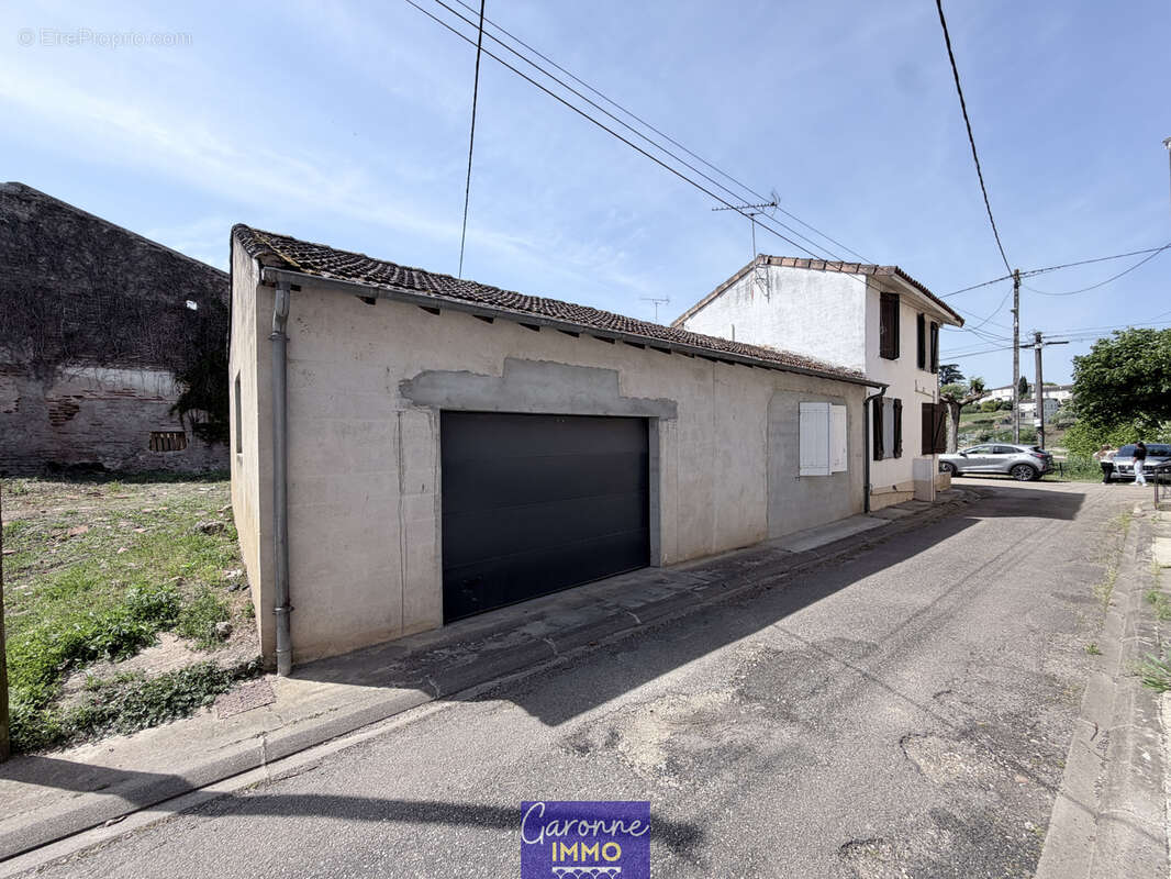 Maison à CLAIRAC